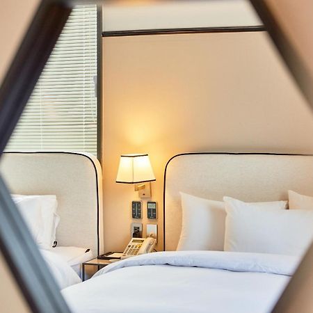 Brown Dot Hotel Songjung Пусан Экстерьер фото