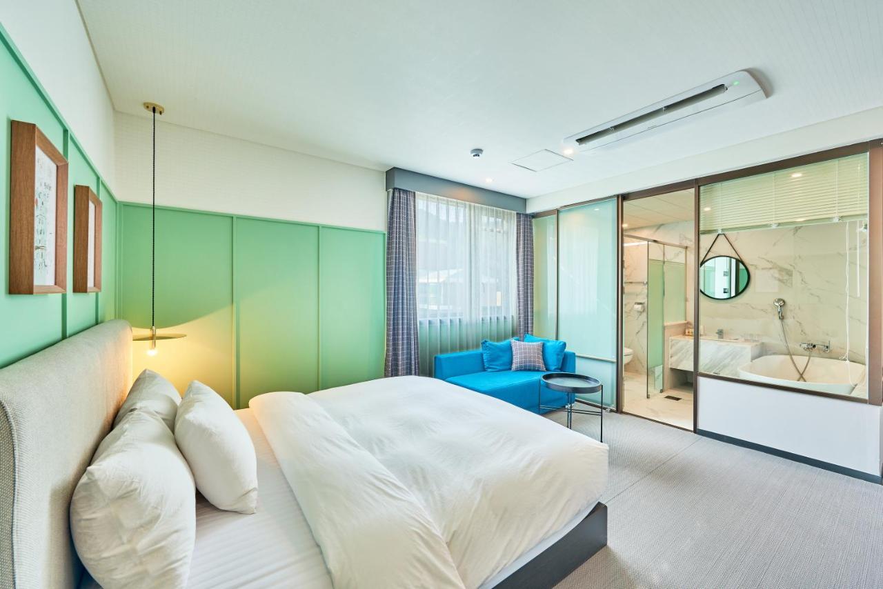 Brown Dot Hotel Songjung Пусан Экстерьер фото